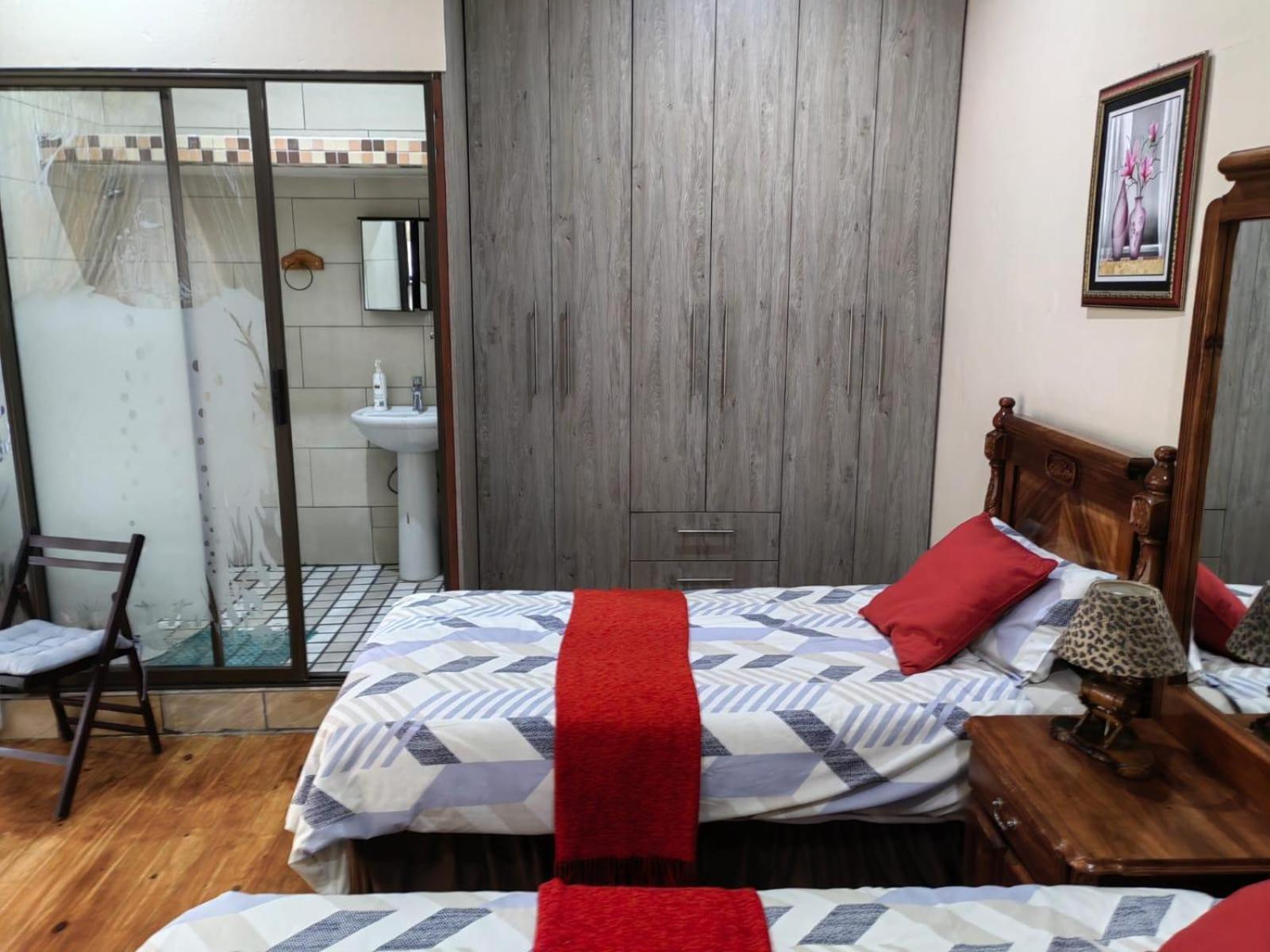 Sibahlenomhlambi Guesthouse スプリングズ エクステリア 写真