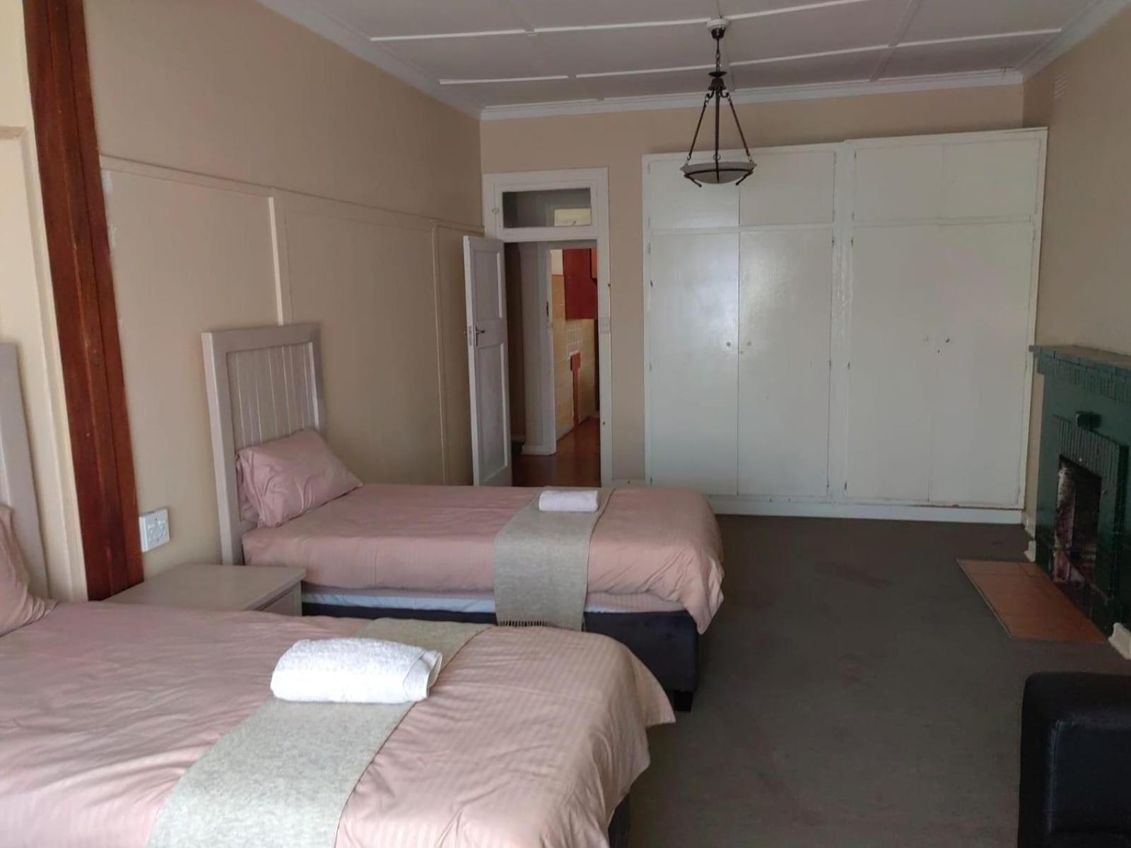 Sibahlenomhlambi Guesthouse スプリングズ エクステリア 写真