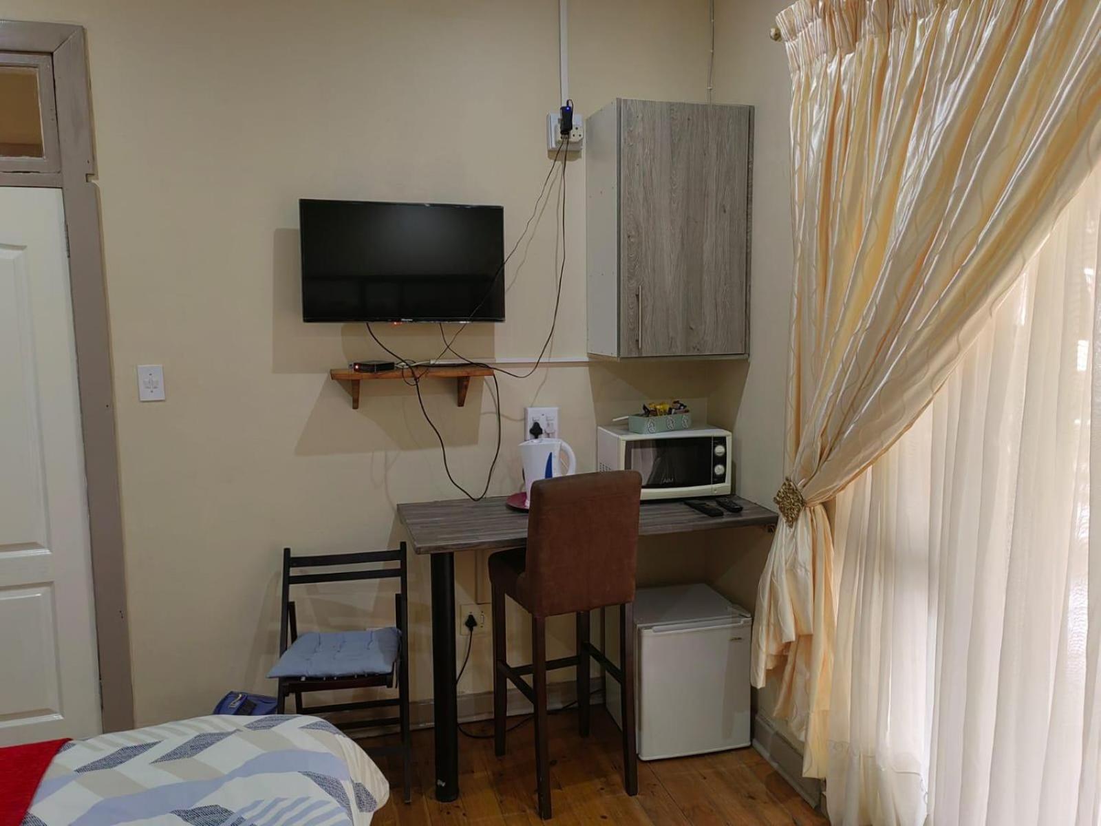 Sibahlenomhlambi Guesthouse スプリングズ 部屋 写真